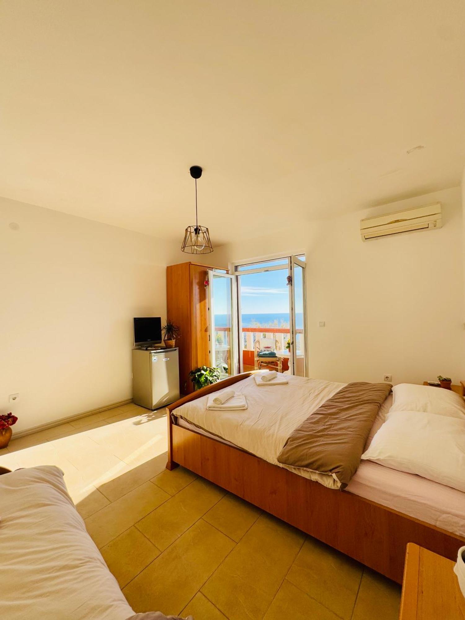 Budva Felix Suites Exterior foto