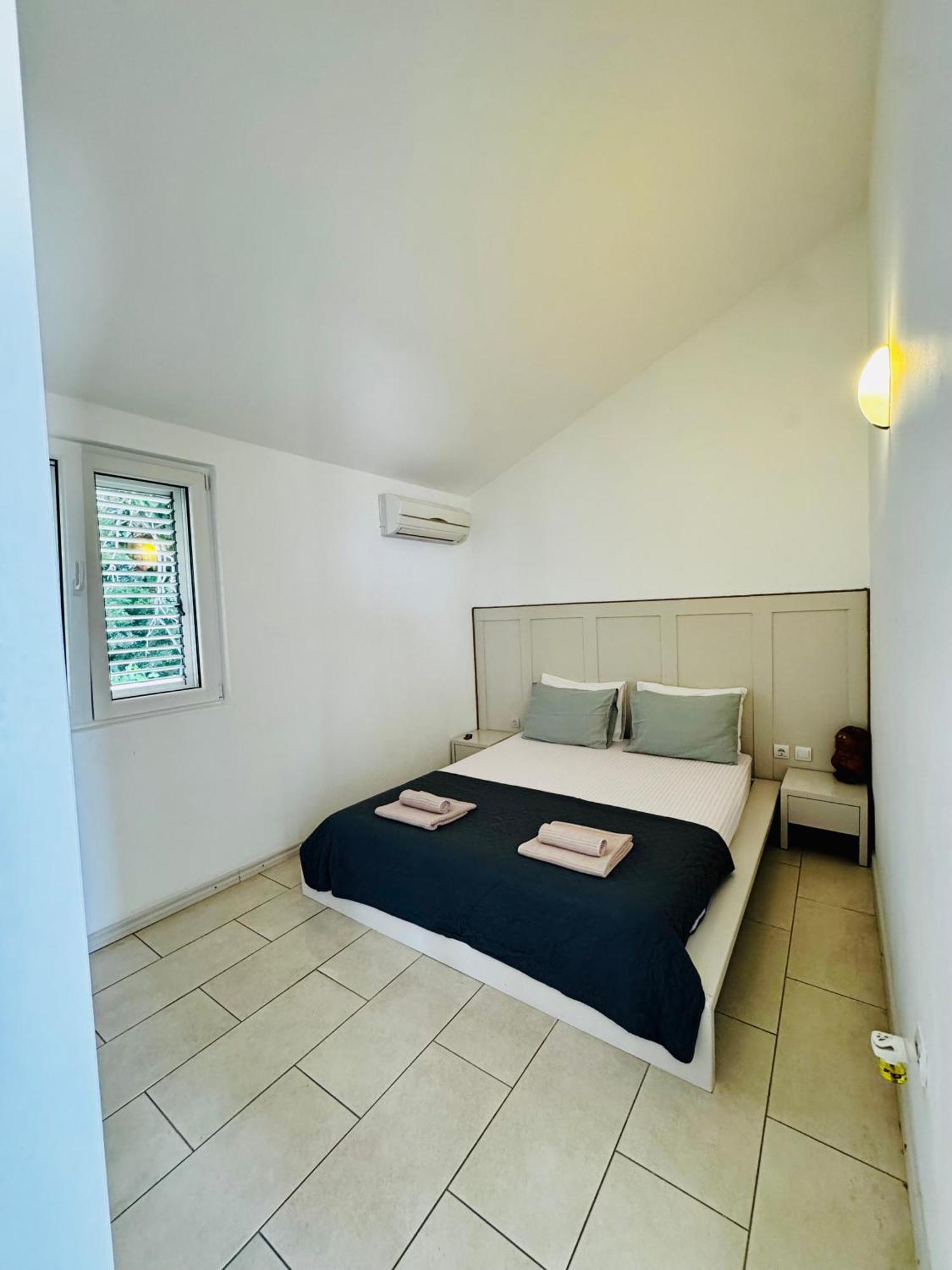 Budva Felix Suites Exterior foto