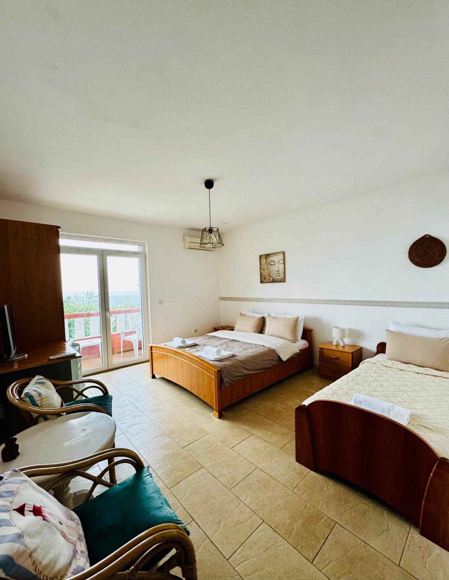 Budva Felix Suites Exterior foto